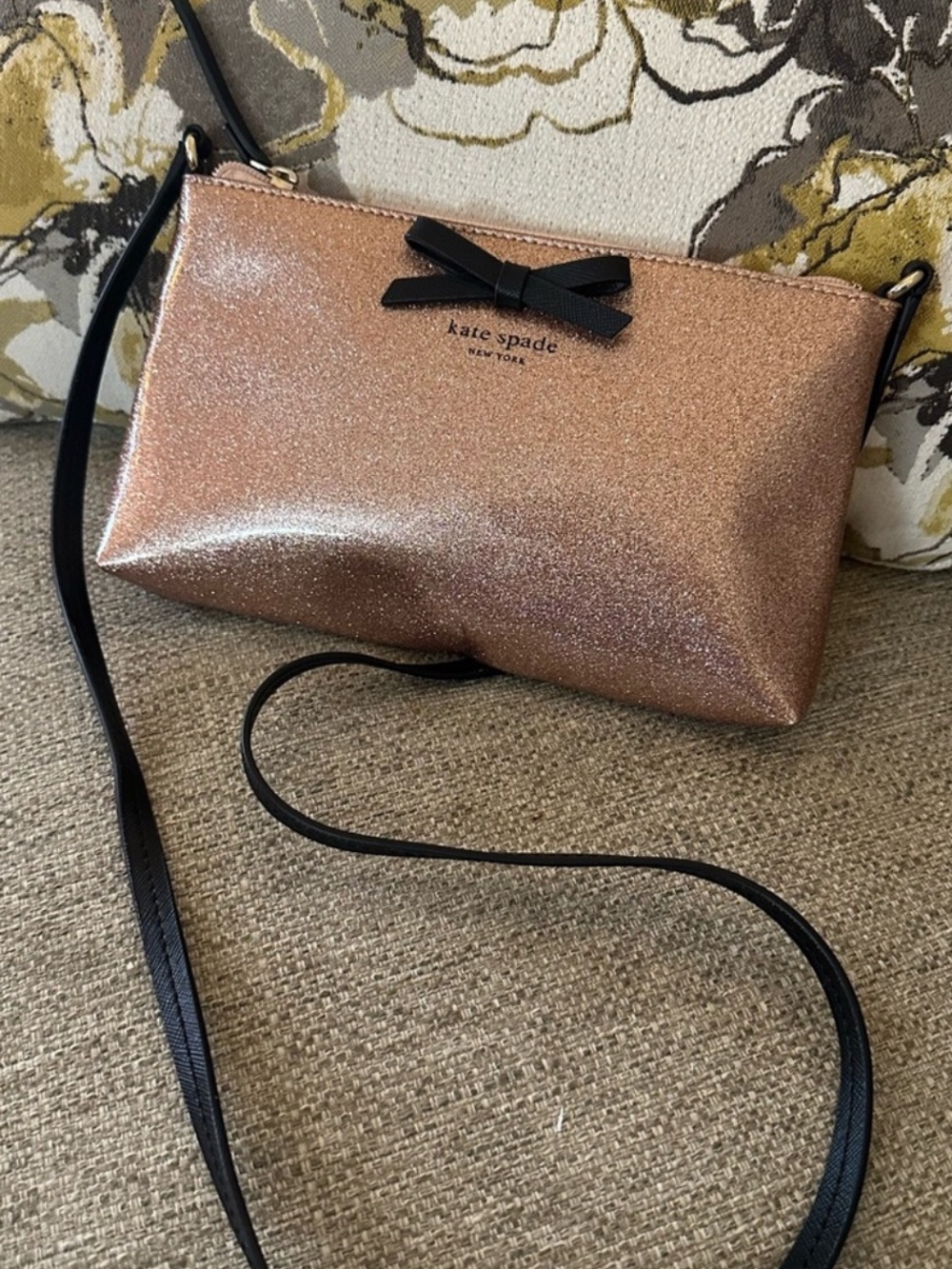 Glitter Rose Kate Spade Emery Street Amy Crossbody With Black Bow